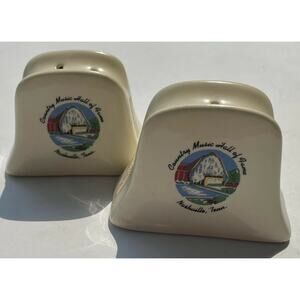 Country Music Hall of Fame salt and pepper shaker set souvenir ceramic Nashville